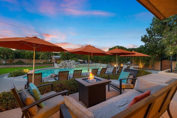 Sit Poolside and Enjoy the Fire Feature