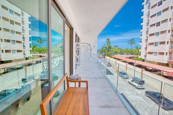 Balcony with ocean view