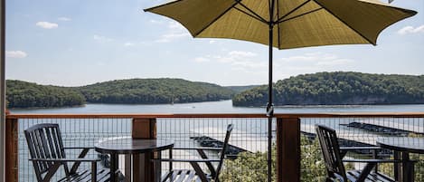 Amazing lake views from your lake front balcony.