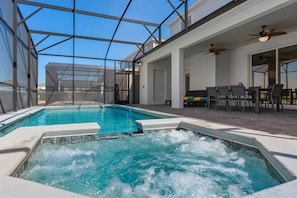Spa and pool