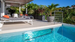 Pool & Terrace