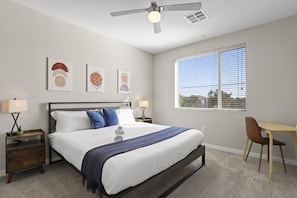 Bedroom 1 - King Bed