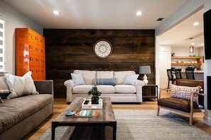 Artistic Escape - Lubbock Living Room