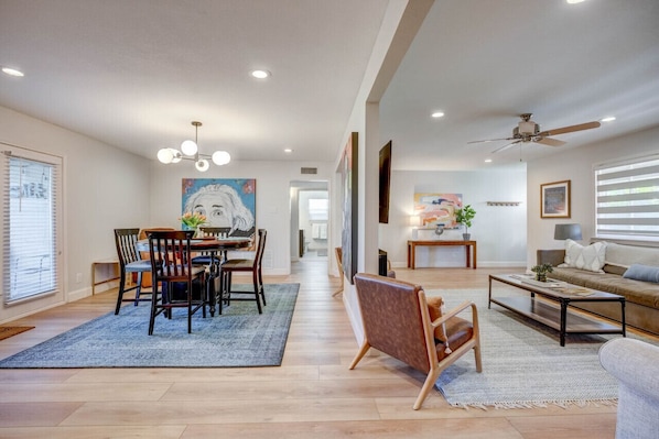 Artistic Escape - Lubbock Living Room