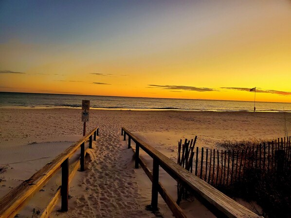 Boardwalk to the Beach, Romar Lakes private access