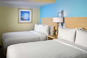 Unit with Two Queen beds. Exact unit will be assigned upon arrival. Views, colors, and decor may vary.