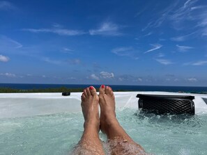 Jacuzzi with perfect view.