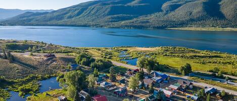 Welcome to Lang Road at Twin Lakes–where the majestic Rocky Mountains meets lakeside beauty.