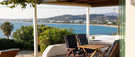 Al fresco dining with panoramic sea views