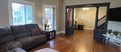 Living room into entryway