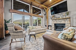 Living room, beautiful glass windows to see the view