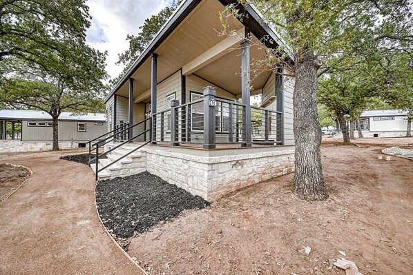 Welcome to your 1/1 Private Cabin at The Resort at Fredericksburg! A premier Hill Country experience nested on the Pedernales River, 1 mile to Fred. Indulge in stunning views, exceptional wine, and great food. You'll be able to eat, drink, and stay all her