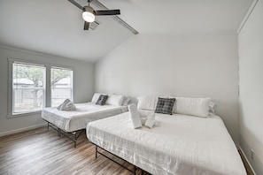 One bedroom with Two King Beds