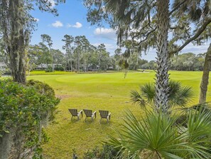 30 Stoney Creek Sits Right on the Heron Point Golf Course in Sea Pines