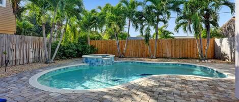 Private heated saltwater pool, with hot tub