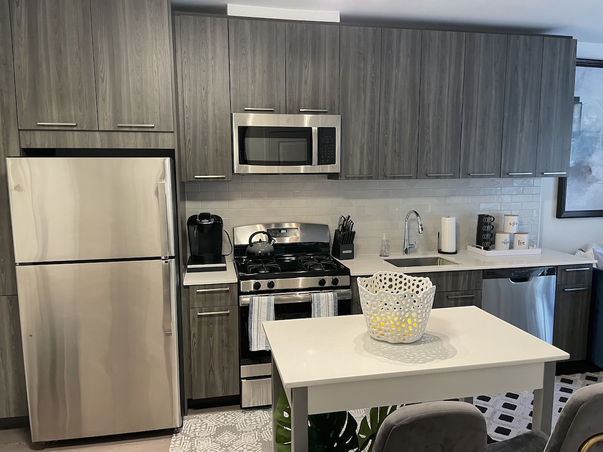 One Bedroom Near Arlington Cemetery/10 mins to DC!