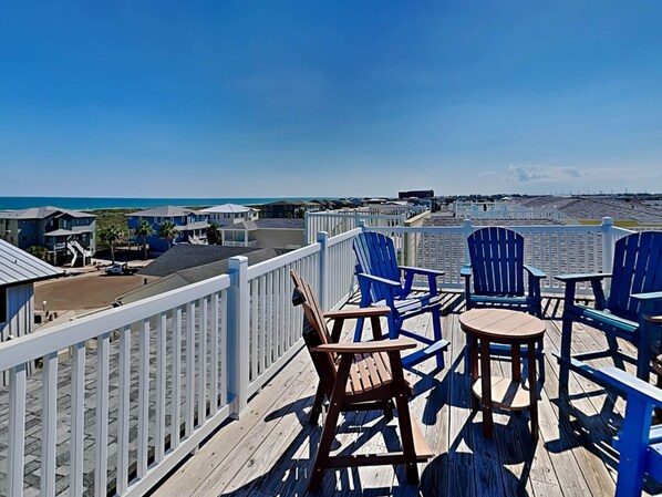 Rooftop Deck