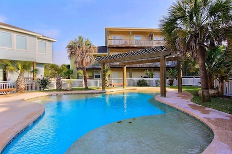 Ocean or Pool? You Decide!