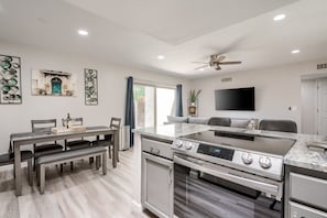 Stainless steel electric stove and oven