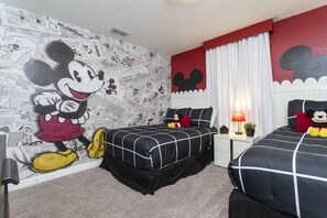 Mickey Room / 1 Full + 1 Twin / 2nd Floor