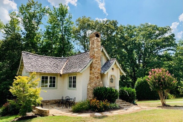 Whimsical Hansel & Gretel Cottage