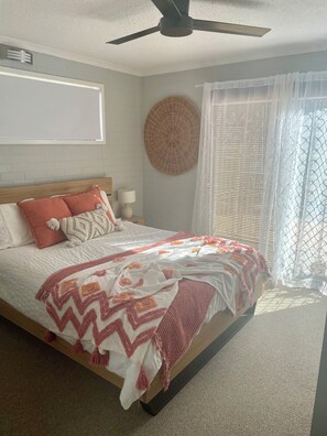New split inverter AC in front bedroom