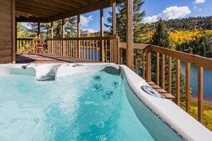 Private hot tub overlooking Columbine Lake with mountain views (Lower Deck)