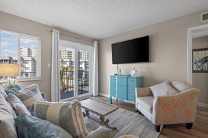 Living Room with Sofa Bed 