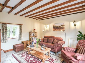 Living room | The Old Coach House - Hanley Farm, Hook-a-Gate, near Shrewsbury