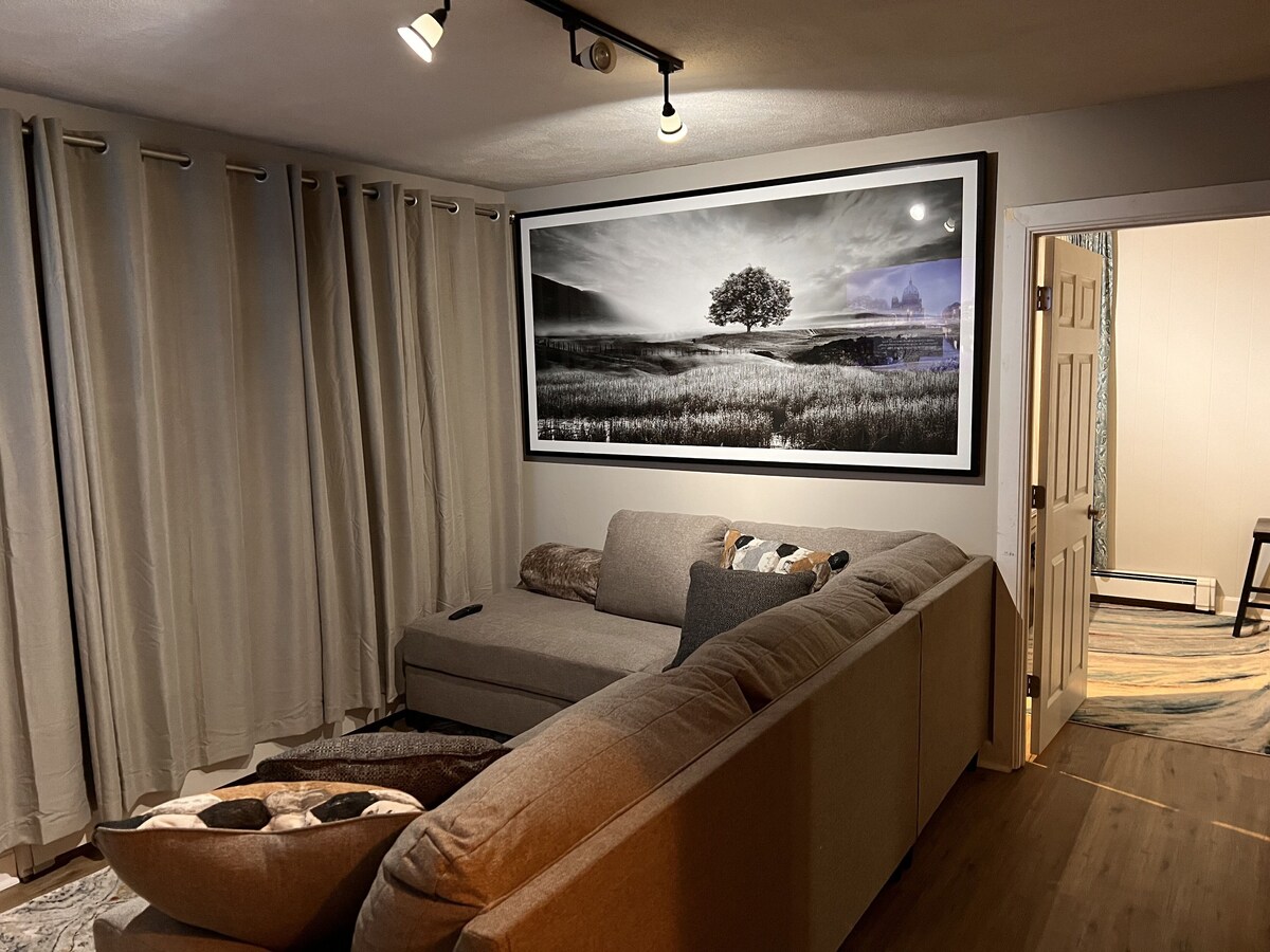 Lovely 2br Cherry apt in Gloucester/Free parking/king bed