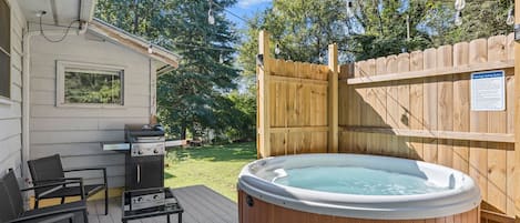 Private Hot tub on rear deck