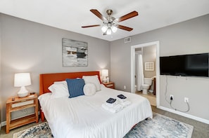 Master bedroom with king bed 