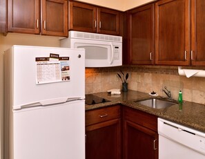 Make a tasty snack in your own kitchenette!