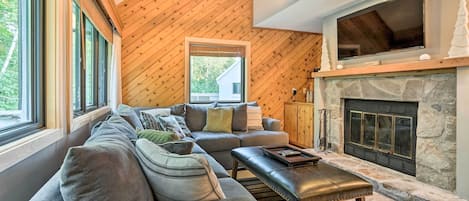 Stratton Vacation Rental | 4BR | 3.5BA | Stairs Required | 1,900 Sq Ft