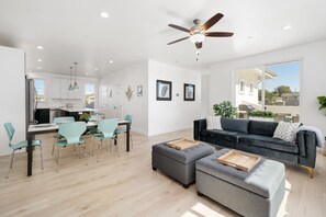 Open Floor Plan: Livingroom to Kitchen View (Upstairs)