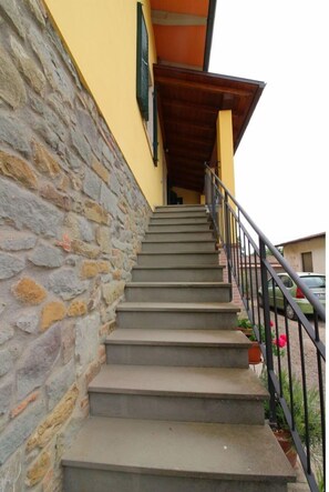 Escaliers, Bois, Pente, Composite, Bùtiment, Peindre, Rectangle, Façade, Balustrade