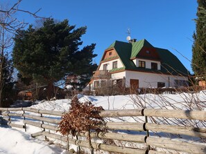 Ciel, Plante, Bâtiment, Fenêtre, Arbre, Maison, Zone Résidentielle, Immobilier, Façade