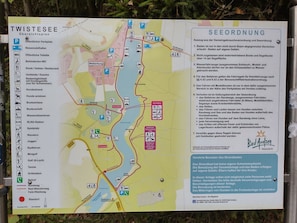 Carte, Monde, Police De Caractère, Arbre, Terrestre Des Plantes, Enseignes, Des Loisirs, Réserve Naturelle, Sol, Design Urbain