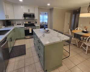 New kitchen, well stocked! 