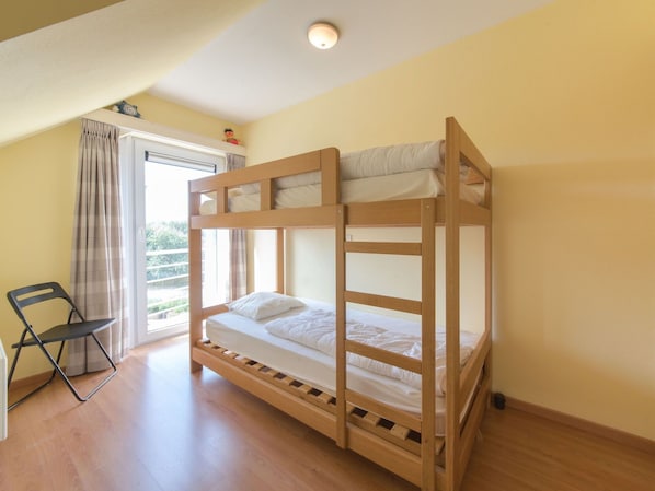 Meubles, Bâtiment, Bois, Confort, Design Intérieur, Cadre De Lit, Lit Superposé, Sol, Maison