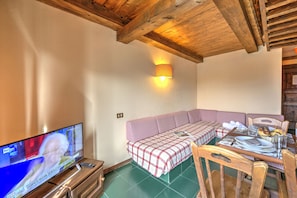 Living and dining room