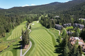 The Fairmont Chateau Whistler Golf course