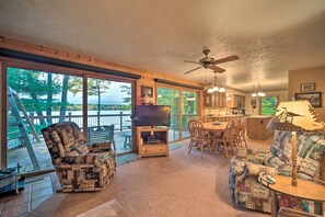 Living Room | Lakefront View