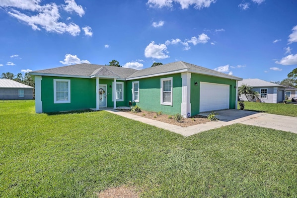 Sebring Vacation Rental | 3BR | 2.5BA | Step-Free Access | 1,380 Sq Ft