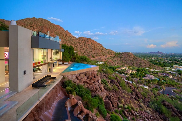 Experience a one-of-a-kind luxury vacation at this modern villa