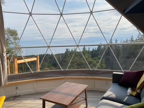 Our domes offer a beautiful living space immersed in nature. (2)