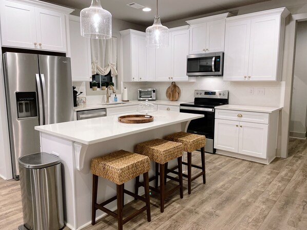 Kitchen w/ all new appliances.