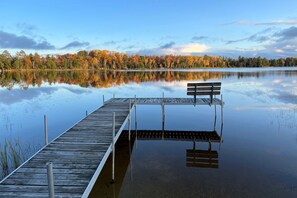 A perfectly serene and quiet lake