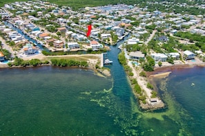 Second house to the ocean. Direct ocean access. Large Boat docking and fishing. 