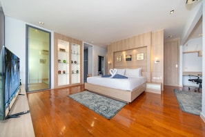 Deluxe apartment at Icon Park with panoramic views (12767)